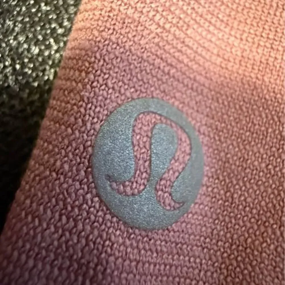 Lululemon Swiftly Tech Long-Sleeve Shirt in Mauve